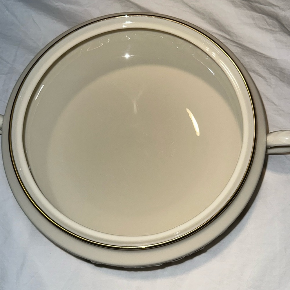 Lenox Fruits Of Life Covered Vegetable Casserole Dish Pristine - Picture 7 of 12